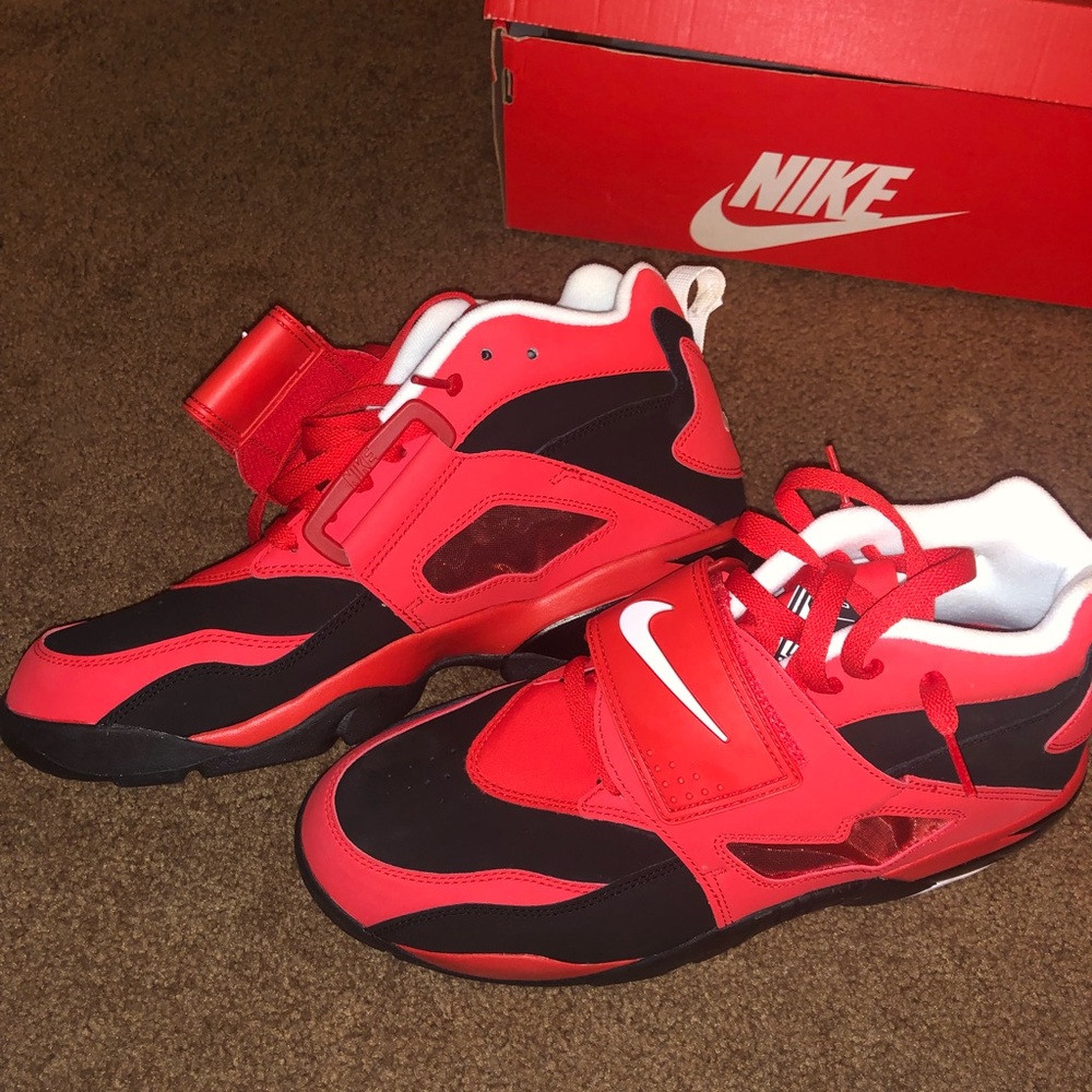 Nike air diamond turf